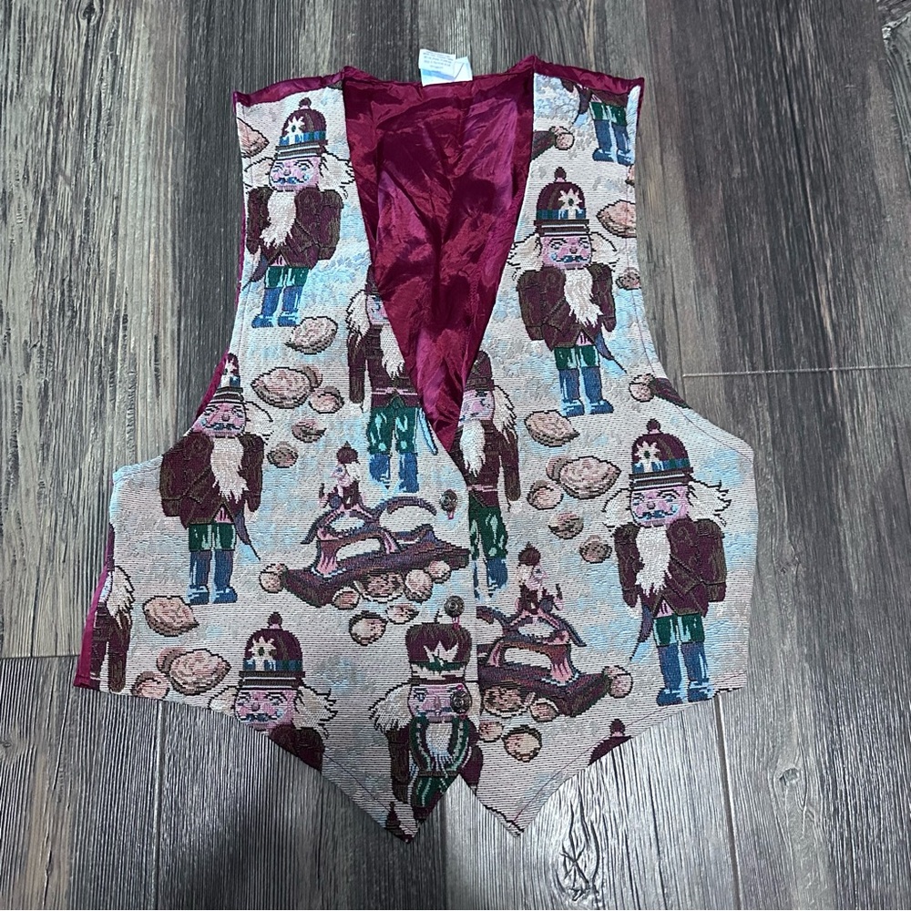 Backroad blues tapestry nutcracker holiday vest women's Large
